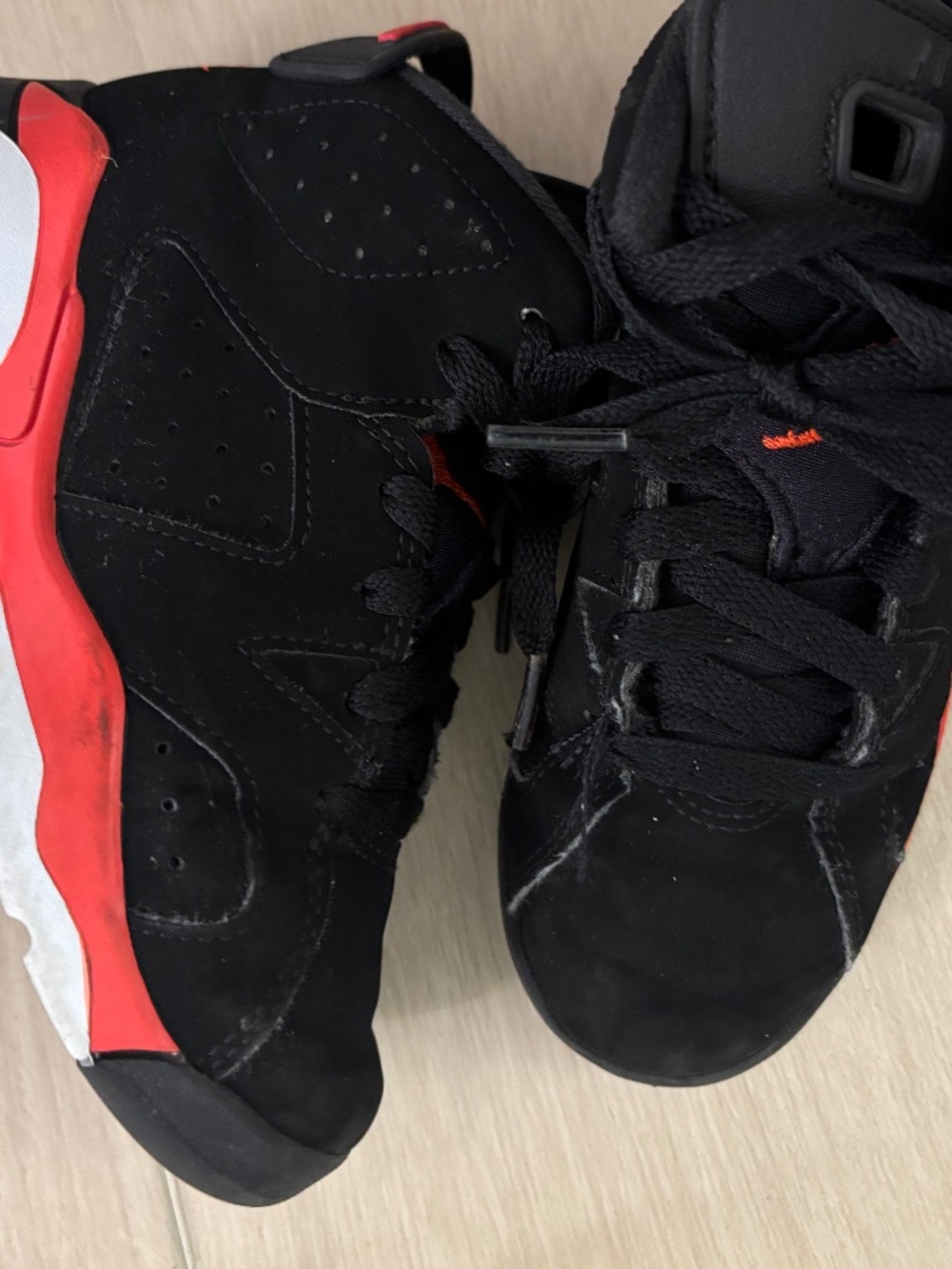 Kids Jordan 6 Size 12C